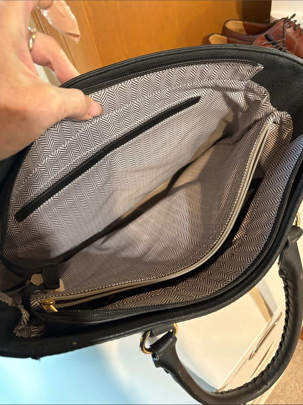Unbranded vegan leather computer carry briefcase multi pocket black 15x12x4